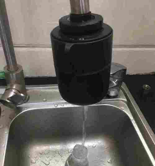 净水器浊度升高的原因及解决方法（深入探究净水器浊度升高的因素）