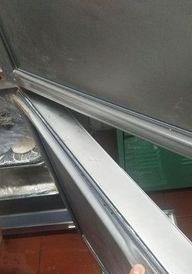 冰箱胶条是否可以拆下来清洗（如何正确清洗冰箱胶条）