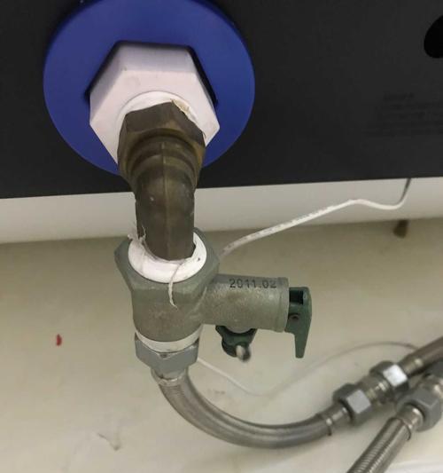 热水器自动停了，原因究竟是什么（探索热水器停工的原因和解决方法）