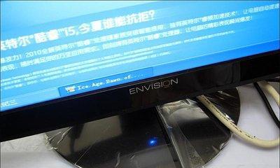 有效清洗显示器油污的方法（简单实用的清洁技巧）