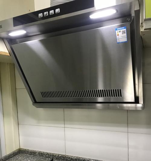 油烟机上面的不锈钢如何清洗？有效去除油污的方法是什么？