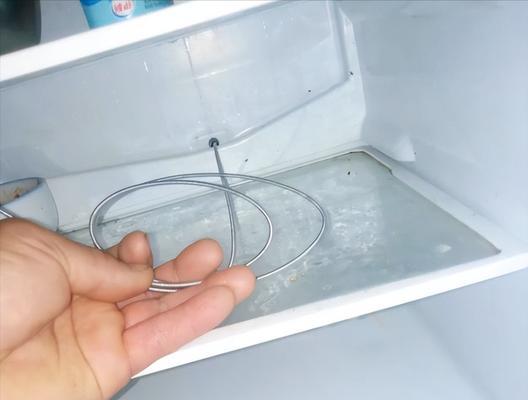 冰箱保鲜室结冰了怎么办？这是故障吗？