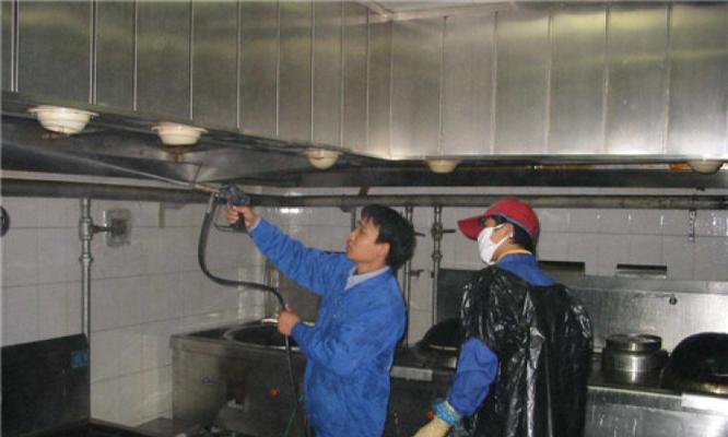 嘉善商用油烟机清洗方法？如何有效去除顽固油渍？
