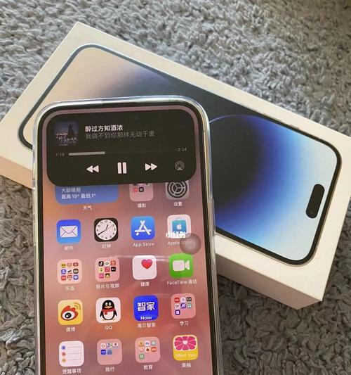 显示器黑屏且出现划痕该如何处理？