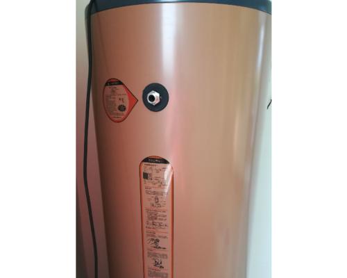 空气能热水器耗电吗？使用成本如何计算？