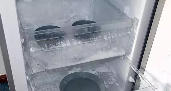 冰箱频繁结霜是什么原因？哪些部位最容易出问题？