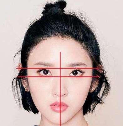 手机拍照如何保持水平不歪斜？