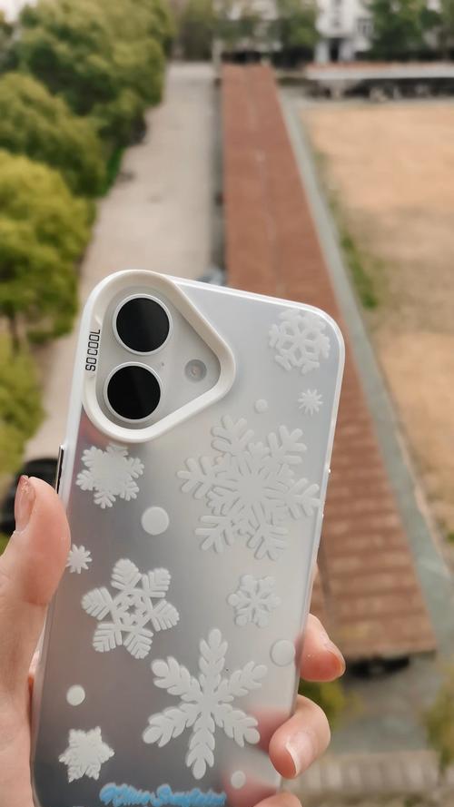 苹果14-15手机壳如何分辨？如何选择合适的手机壳？