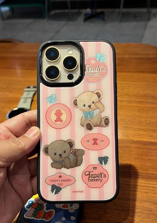 最骚的苹果手机壳品牌是什么？设计和材质特点如何？